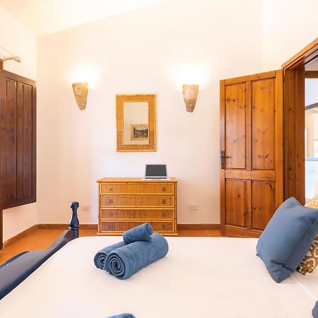 Villa Corallo - Free Wifi - 1Km From The Beach 빌라시미우스 외부 사진