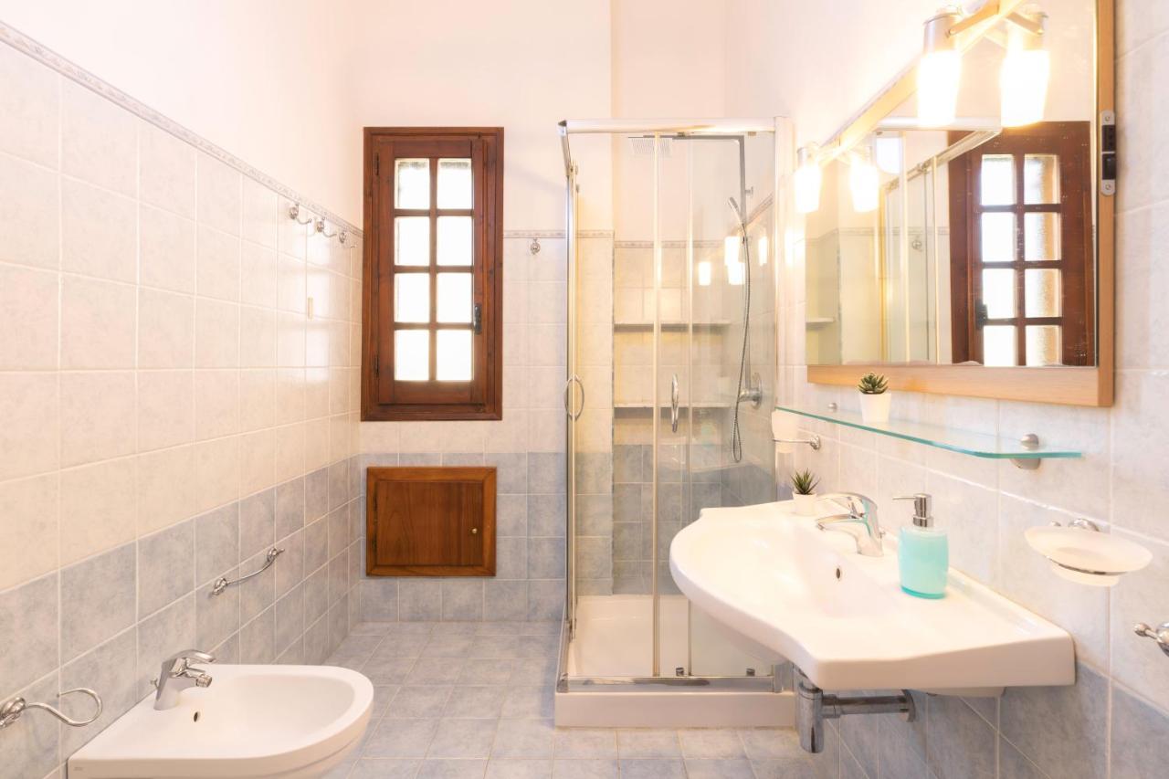Villa Corallo - Free Wifi - 1Km From The Beach 빌라시미우스 외부 사진